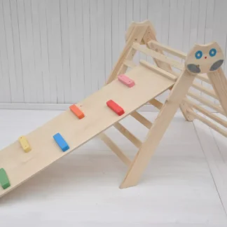 Klimdriehoek met glijbaan Uil In Het Bos peutergym - klim en klauter speeltoestellen voor de kinderkamer. Beste koop bij BarinToys NL online winkel met gratis bezorging.