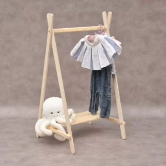 Mini kledingrek voor babykamer - Tipi stevig kledingrek van Barin Toys voor jongen en meisje vanaf 1 jaar.